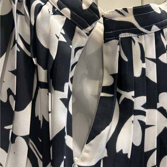 J Crew Pleated Midi Skirt - Picture 5 of 10